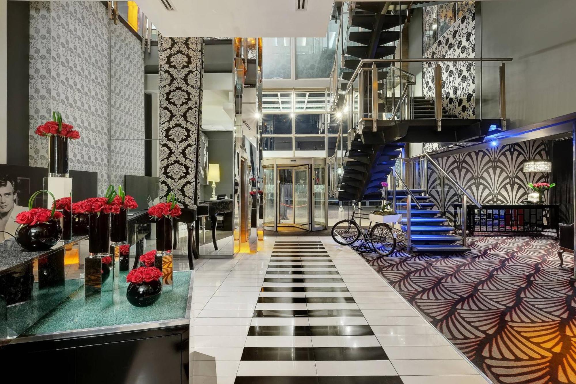 Protea Hotel Fire & Ice! By Marriott Johannesburg Melrose Arch Exterior photo